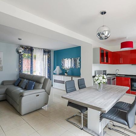 Logement 004 A 300M De La Gare Mantes La Jolie Εξωτερικό φωτογραφία